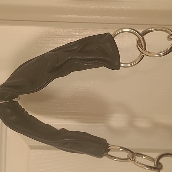 Texier Chic Black Leather Hobo Bag - Picture 4 of 10